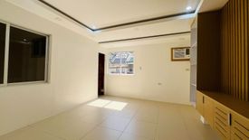 3 Bedroom Townhouse for sale in Pinyahan, Metro Manila near MRT-3 Kamuning