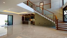 6 Bedroom House for sale in BF Homes, Metro Manila