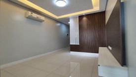 3 Bedroom Townhouse for sale in Central, Metro Manila