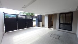4 Bedroom Townhouse for sale in Central, Metro Manila