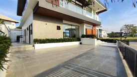 5 Bedroom House for sale in alabang west village, Almanza Dos, Metro Manila