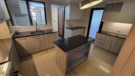 3 Bedroom Condo for rent in Urdaneta, Metro Manila near MRT-3 Ayala