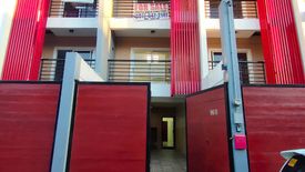 4 Bedroom Townhouse for sale in Kamuning, Metro Manila near MRT-3 Kamuning