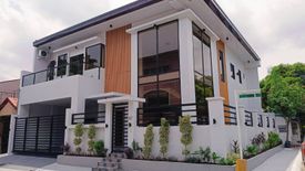 4 Bedroom House for sale in Moonwalk, Metro Manila