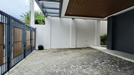 5 Bedroom House for sale in Merville, Metro Manila