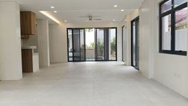 5 Bedroom House for sale in Merville, Metro Manila