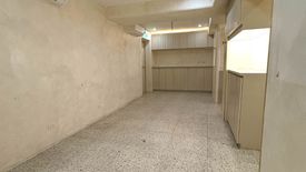 Commercial for rent in San Lorenzo, Metro Manila