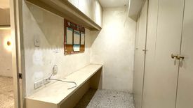 Commercial for rent in San Lorenzo, Metro Manila