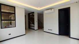 5 Bedroom House for sale in BF Homes, Metro Manila