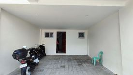 4 Bedroom Townhouse for sale in Quirino 2-A, Metro Manila near LRT-2 Anonas