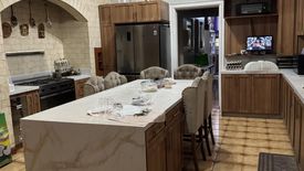 5 Bedroom House for sale in Loyola Heights, Metro Manila near LRT-2 Anonas