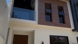 4 Bedroom House for sale in Don Bosco, Metro Manila