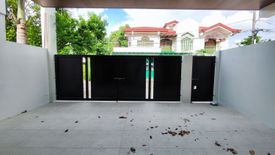 5 Bedroom House for sale in BF Homes, Metro Manila