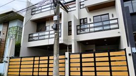 3 Bedroom Townhouse for sale in Talon Singko, Metro Manila