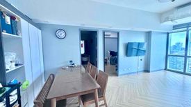 2 Bedroom Condo for sale in EIGHT FORBESTOWN ROAD, Bagong Tanyag, Metro Manila