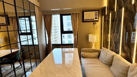 2 Bedroom Condo for rent in The Fort Residences, BGC, Metro Manila