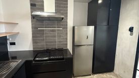 2 Bedroom Condo for sale in Forbeswood Heights, Bagong Tanyag, Metro Manila