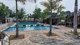 Land for sale in Almanza Dos, Metro Manila