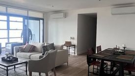 3 Bedroom Condo for rent in San Lorenzo, Metro Manila near MRT-3 Ayala