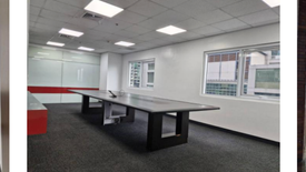 Office for rent in Highway Hills, Metro Manila near MRT-3 Boni
