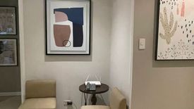 2 Bedroom House for rent in San Lorenzo, Metro Manila near MRT-3 Ayala