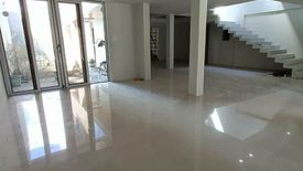 4 Bedroom House for sale in Don Bosco, Metro Manila