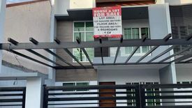 3 Bedroom House for sale in Don Bosco, Metro Manila