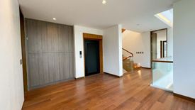 5 Bedroom Townhouse for sale in Ugong, Metro Manila