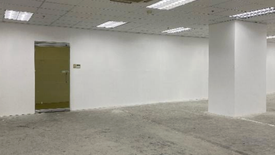 Office for rent in Highway Hills, Metro Manila near MRT-3 Boni