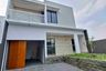4 Bedroom House for sale in Sukajadi, West Java