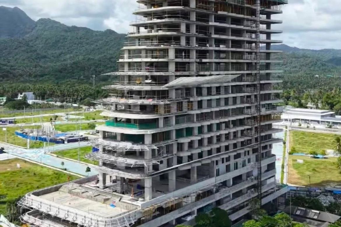 The Spinnaker, Beachfront Condominium In Club Laiya