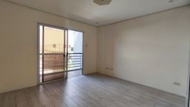 4 Bedroom Townhouse for sale in Kamuning, Metro Manila near MRT-3 Kamuning