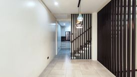 3 Bedroom Townhouse for sale in Kamuning, Metro Manila near MRT-3 Kamuning