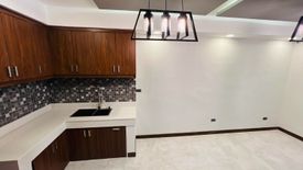 4 Bedroom Townhouse for sale in Milagrosa, Metro Manila