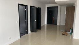 2 Bedroom Condo for sale in West Gallery Place, BGC, Metro Manila