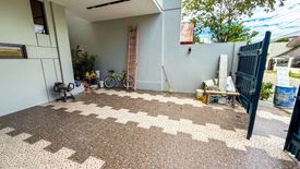 5 Bedroom House for sale in Talon Dos, Metro Manila