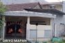 Rumah dijual dengan 5 kamar tidur di Waru, Jawa Timur