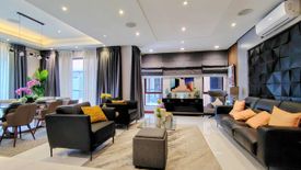 4 Bedroom Townhouse for sale in Quiapo, Metro Manila near LRT-1 Carriedo