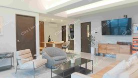 4 Bedroom Condo for rent in BGC, Metro Manila