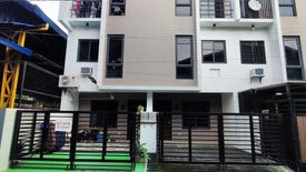 3 Bedroom Townhouse for sale in Central, Metro Manila