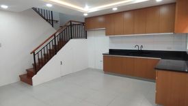 3 Bedroom Townhouse for sale in Pinyahan, Metro Manila near MRT-3 Kamuning