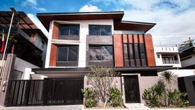 9 Bedroom House for sale in Batasan Hills, Metro Manila