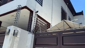 3 Bedroom House for sale in Moonwalk, Metro Manila