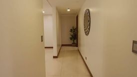 3 Bedroom Condo for rent in Two Roxas Triangle, Urdaneta, Metro Manila near MRT-3 Buendia