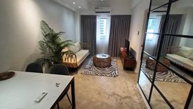 1 Bedroom Condo for sale in Forbeswood Heights, Bagong Tanyag, Metro Manila