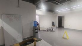 Shophouse for rent in Socorro, Metro Manila near MRT-3 Santolan