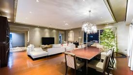 4 Bedroom Condo for sale in San Lorenzo, Metro Manila near MRT-3 Ayala