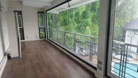 6 Bedroom House for rent in Dasmariñas North, Metro Manila near MRT-3 Ayala
