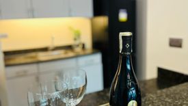 1 Bedroom Condo for rent in Rockwell, Metro Manila