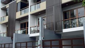 3 Bedroom Townhouse for sale in Pasong Tamo, Metro Manila